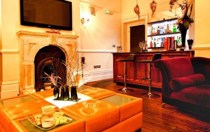 Space Boutique B&B - With Free Private Car Park Llandudno Exteriör bild