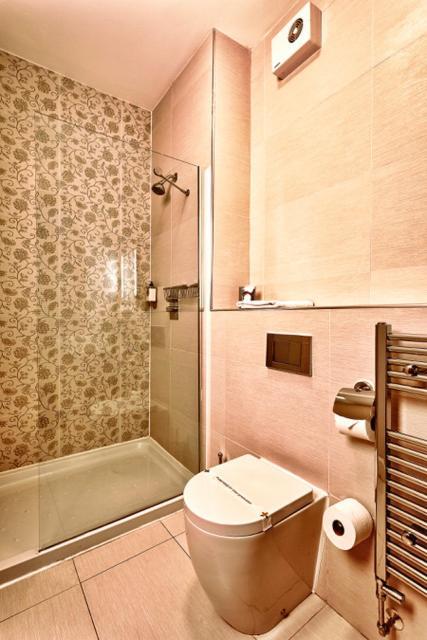Space Boutique B&B - With Free Private Car Park Llandudno Exteriör bild