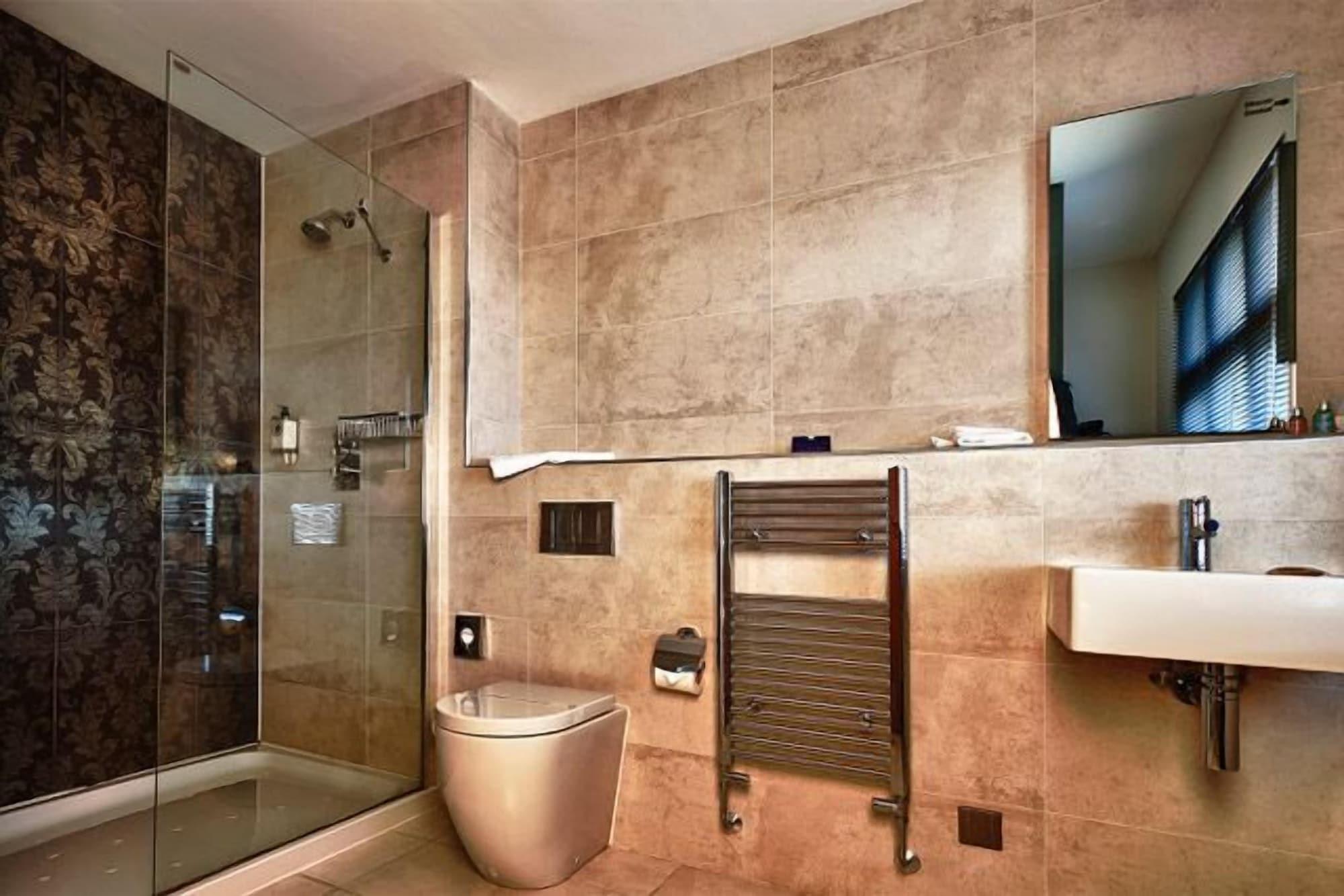 Space Boutique B&B - With Free Private Car Park Llandudno Exteriör bild
