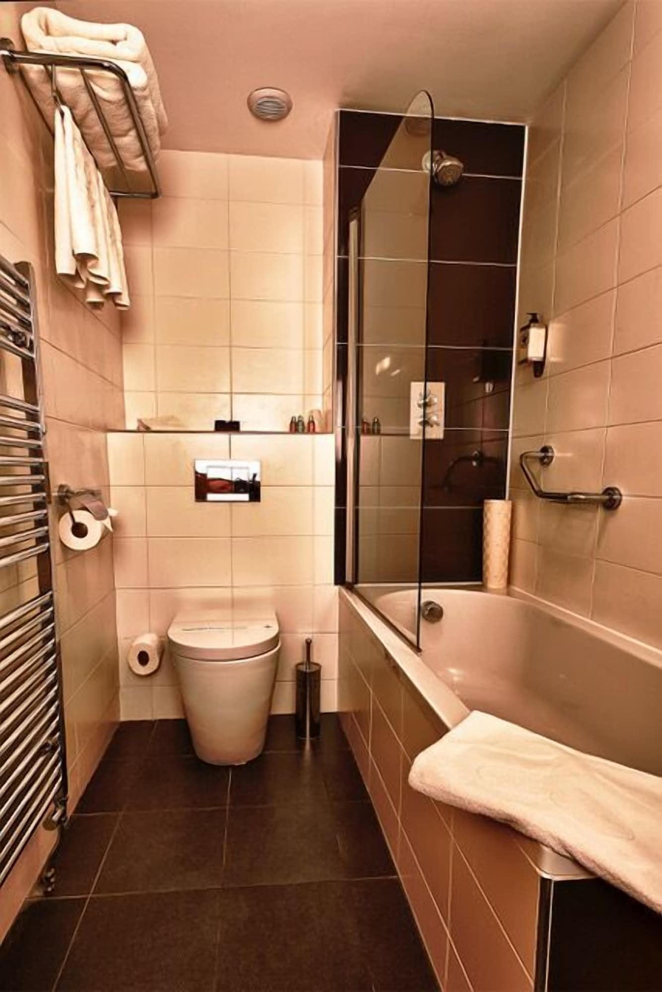 Space Boutique B&B - With Free Private Car Park Llandudno Exteriör bild